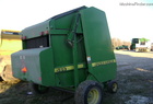 1997 John Deere 566