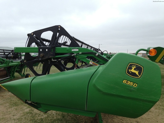 2011 John Deere 635D