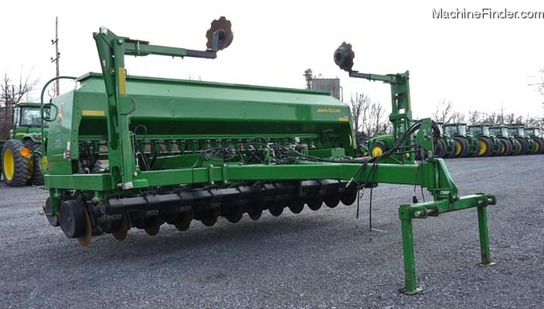 2003 John Deere 1590