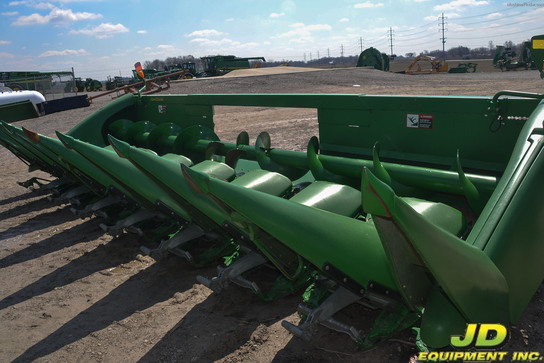 2009 John Deere 608C