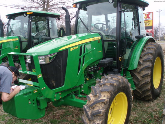 2012 John Deere 5100M