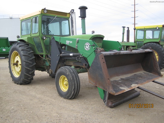 2000 John Deere 4320