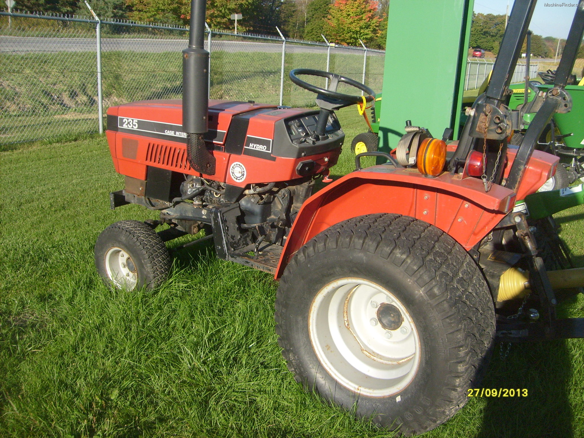 1990 Case IH 235 Tractors Compact (140hp.) John Deere MachineFinder