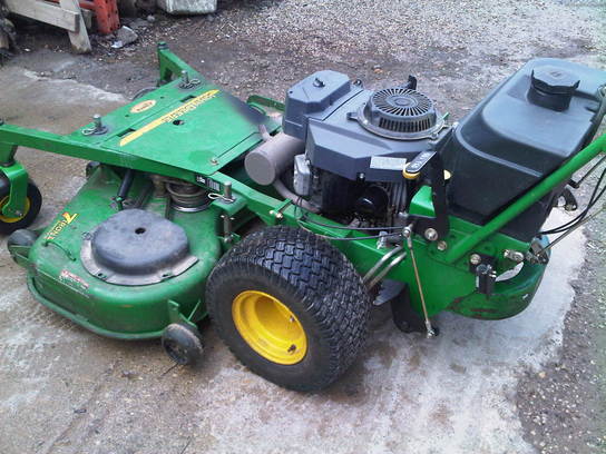 2009 John Deere 7H17