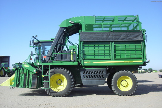2011 John Deere 7660