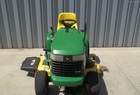 2000 John Deere GT235