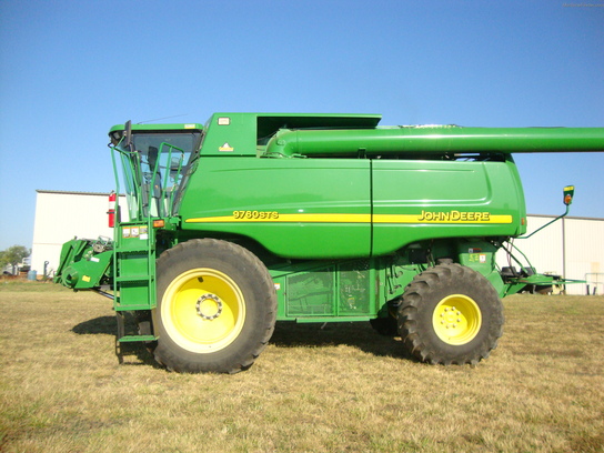 2004 John Deere 9760