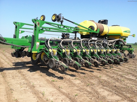 2010 John Deere DB60