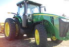 2011 John Deere 8235R