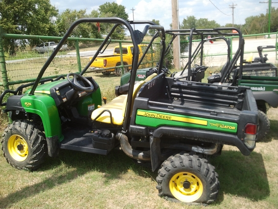 2011 John Deere XUV 825I GREEN