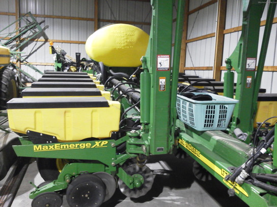 2010 John Deere 1770NT