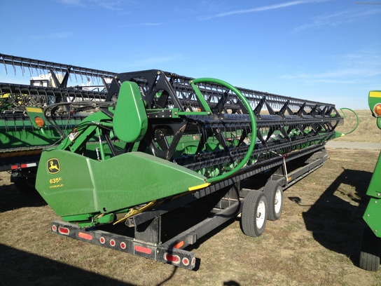 2005 John Deere 635F