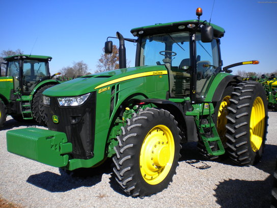 2011 John Deere 8285R