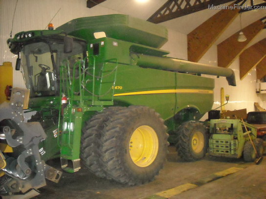 2012 John Deere S670