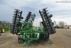 2011 John Deere 637