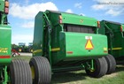 2010 John Deere 568