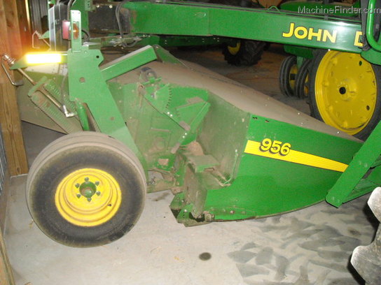 2006 John Deere 956