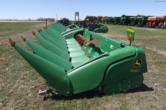2009 John Deere 608C