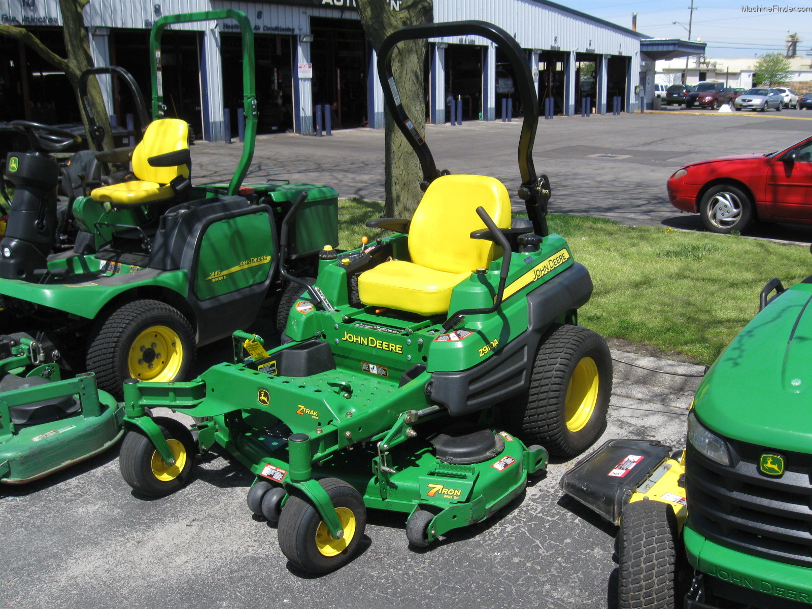 2010 John Deere Z910A Lawn & Garden and Commercial Mowing John Deere
