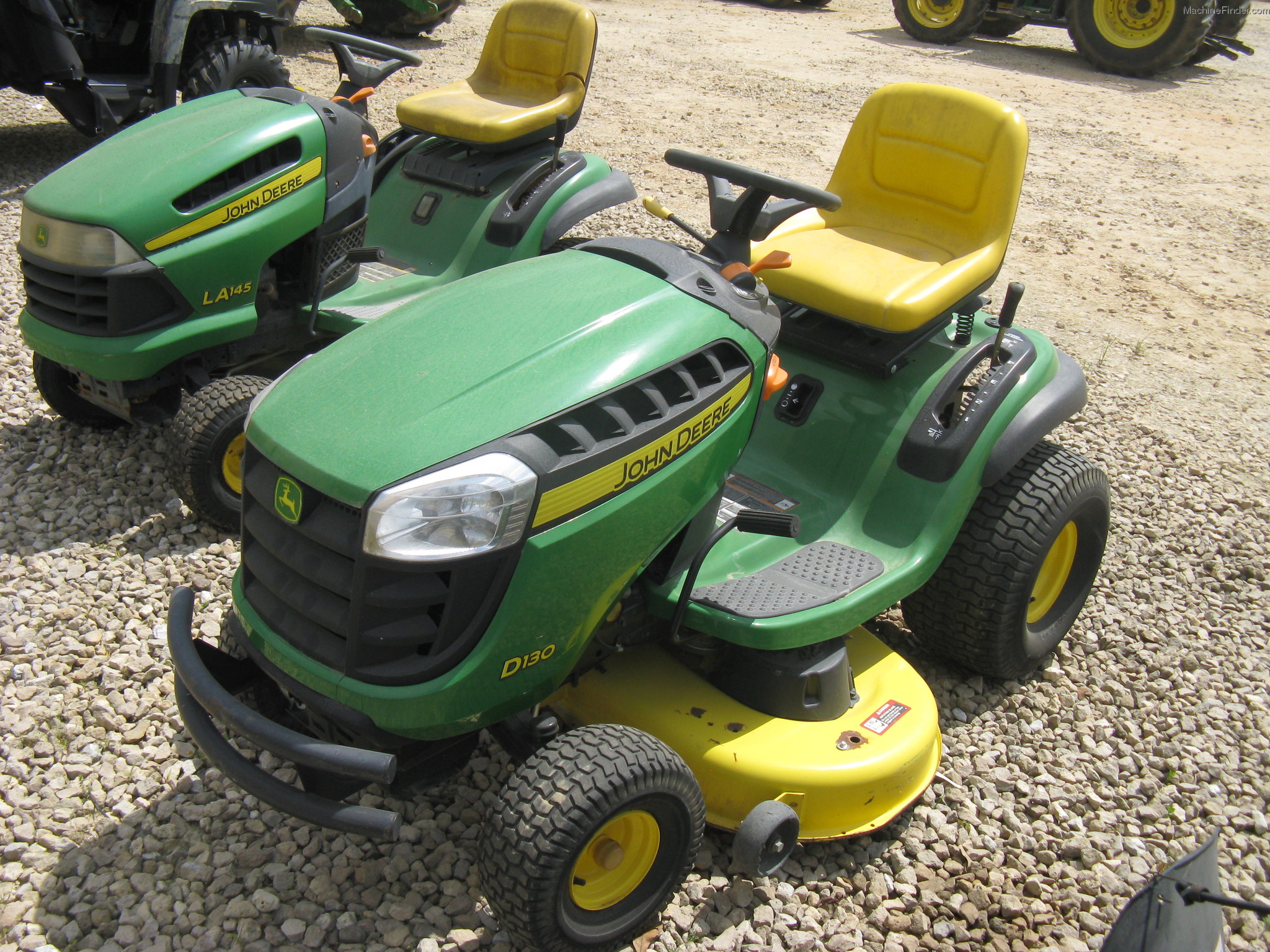2012 John Deere D130 Lawn & Garden and Commercial Mowing John Deere