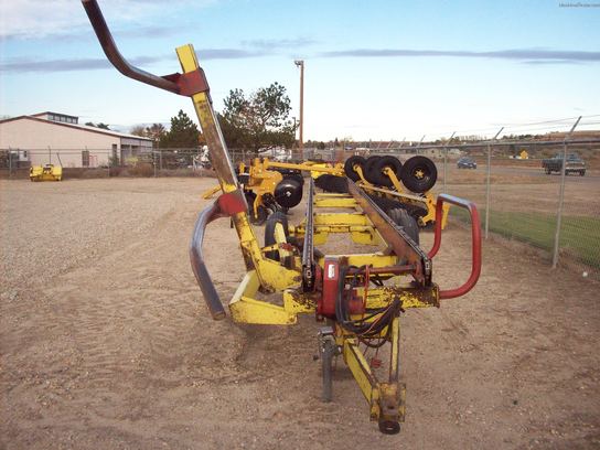  Other Laurier H2125 Round Bale Mover