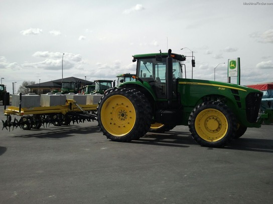 2007 John Deere 8130
