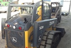 2011 John Deere 323DT