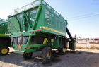 2004 John Deere 9986