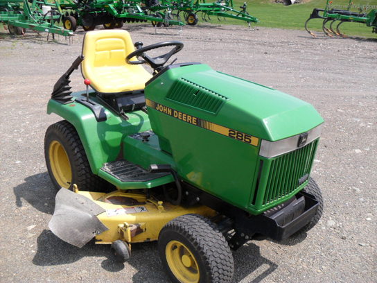 1989 John Deere 285