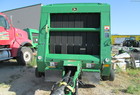 1999 John Deere 566