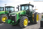 2011 John Deere 8260R