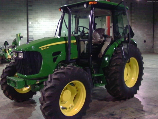 2011 John Deere 5095M
