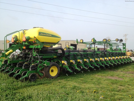 2011 John Deere DB90