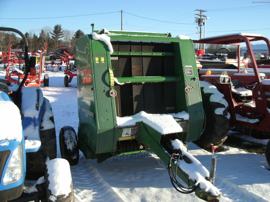 1996 John Deere 335