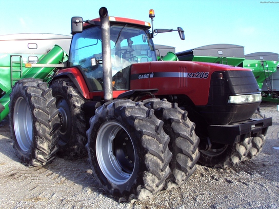 2005 Case IH MX285