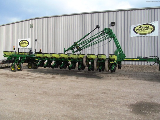 2002 John Deere 1770