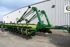 2002 John Deere 1770