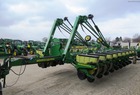 2002 John Deere 1770