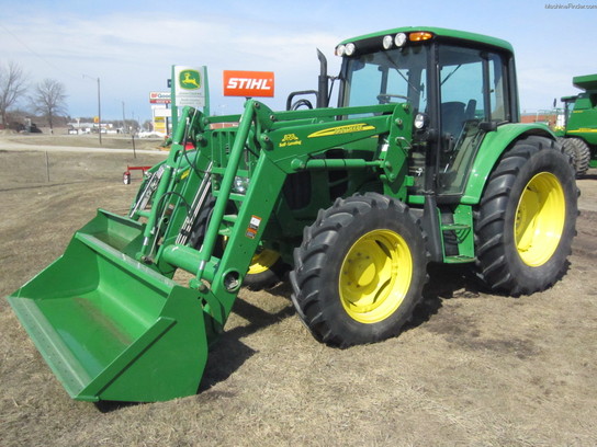 2011 John Deere 6430