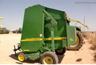2002 John Deere 567