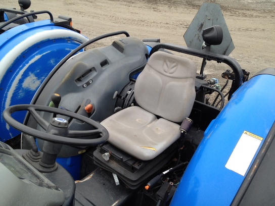 2005 New Holland TN75FA