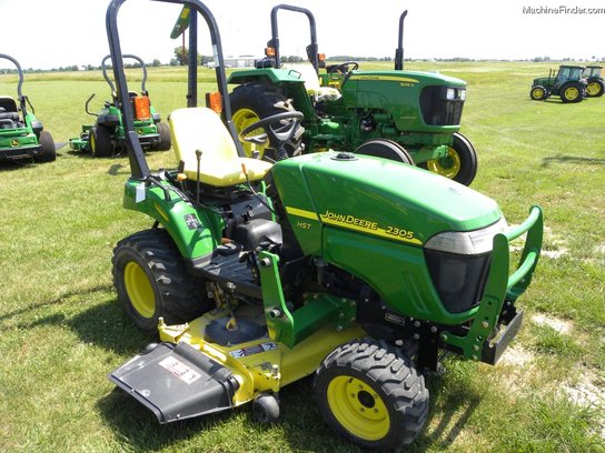 2008 John Deere 2305