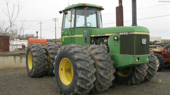 1979 John Deere 8440