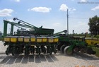 1999 John Deere 1780