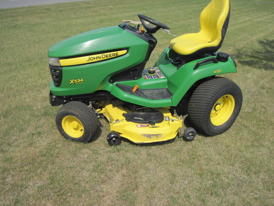 2011 John Deere X534