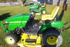 2006 John Deere 2305