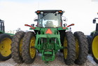 2007 John Deere 8230