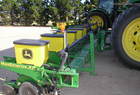 2006 John Deere 1700