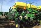2005 John Deere 1770NT