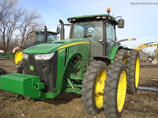 2011 John Deere 8335R